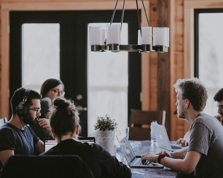 About Lion Crest Bank